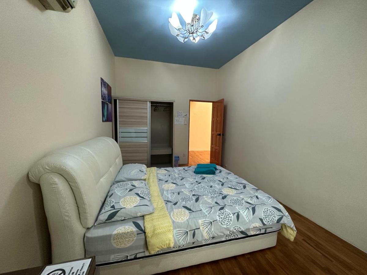 Seladah Stay Kuching Exterior photo