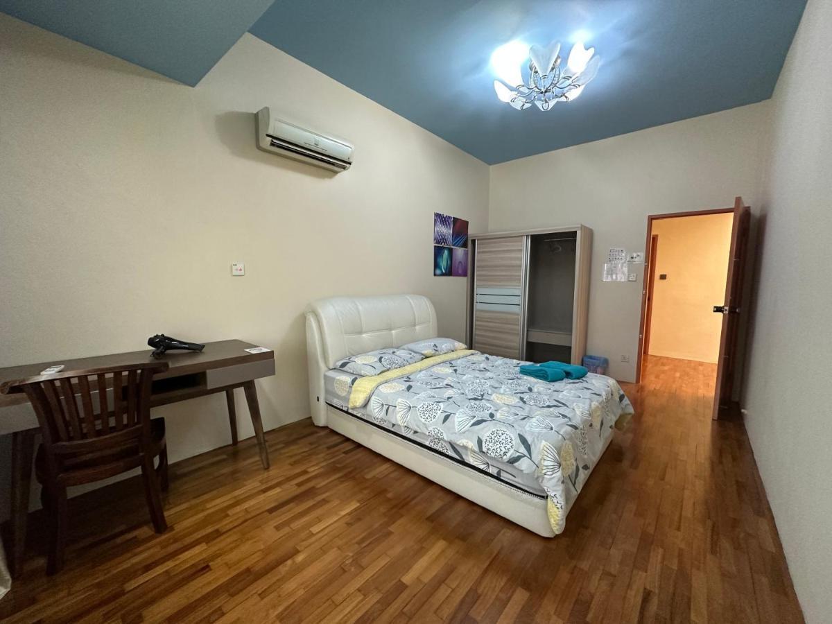Seladah Stay Kuching Exterior photo