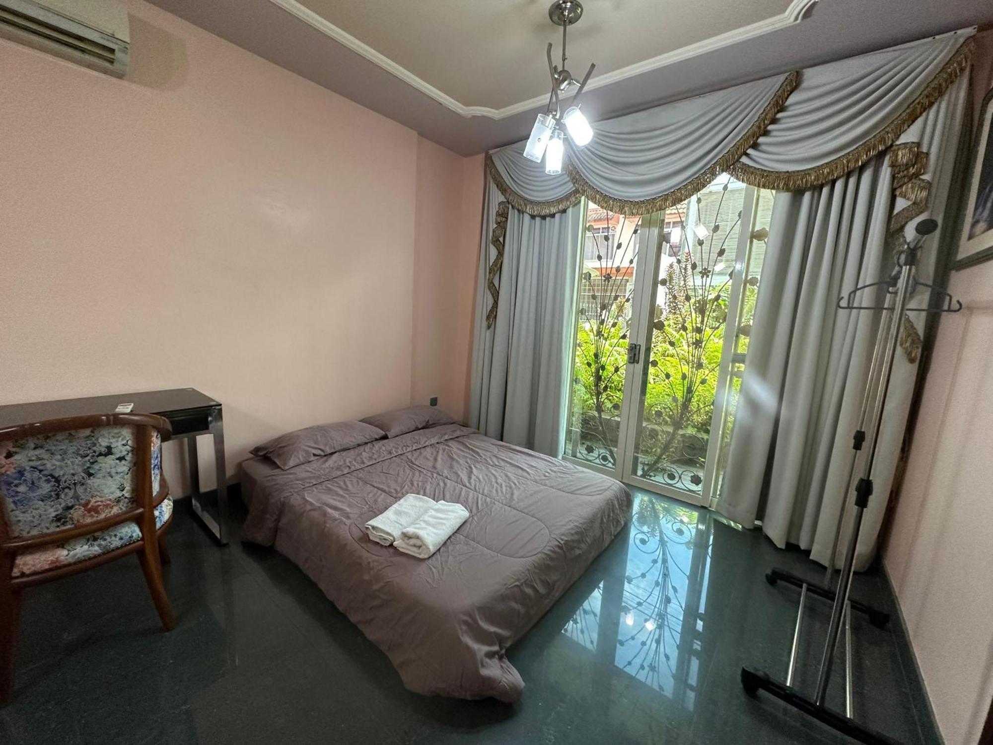 Seladah Stay Kuching Exterior photo