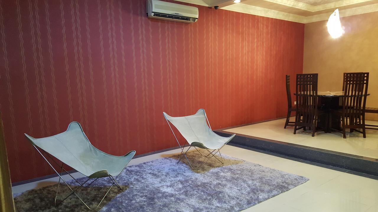 Seladah Stay Kuching Exterior photo